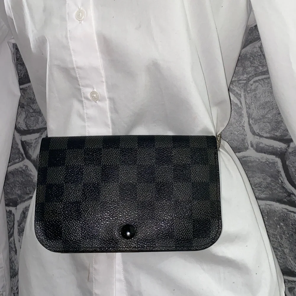Black Checkered Chain Shoulder Bag - Women's Crossbody